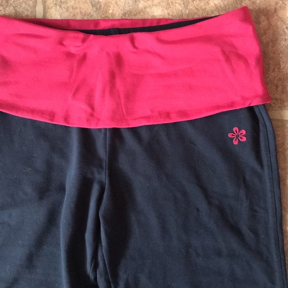 Tuff Athletics Yoga Pants - Picture 2 of 3
